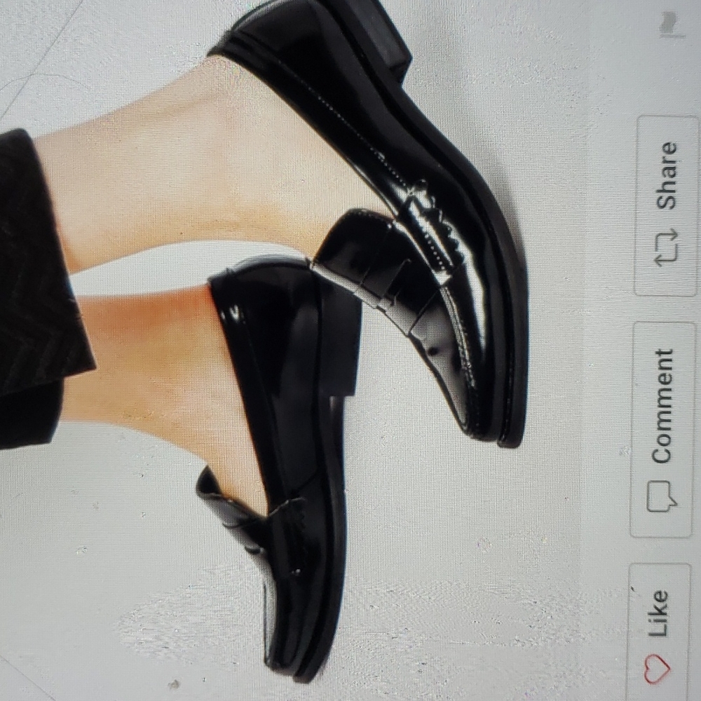 LADIES ASOS PATENT LEATHER PENNY LOAFERS SZ 7